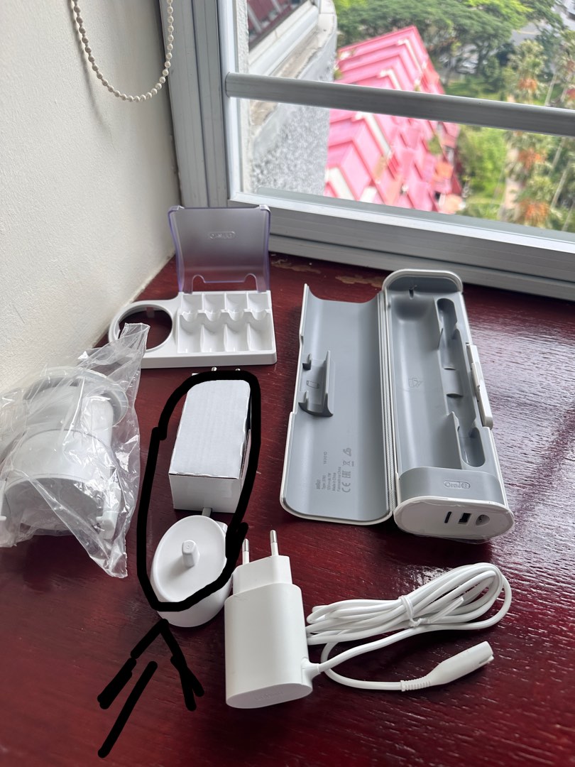 Oral B Electric Toothbrush charger assembly, Beauty & Personal Care