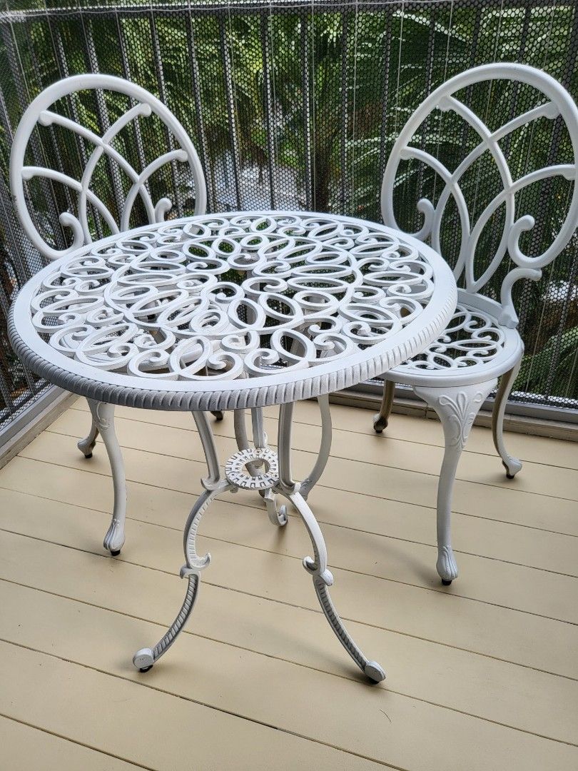 Outdoor Victorian Wrought Iron Set, Announcements on Carousell