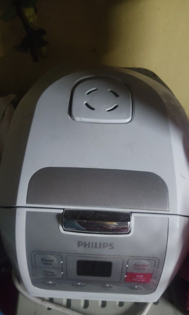 Philips Fuzzy Logic Rice Cooker HD3030 on Carousell