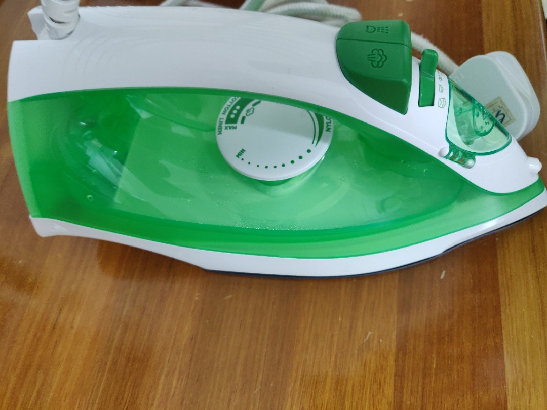 Philips Iron [Like New], TV & Home Appliances, Irons & Steamers on