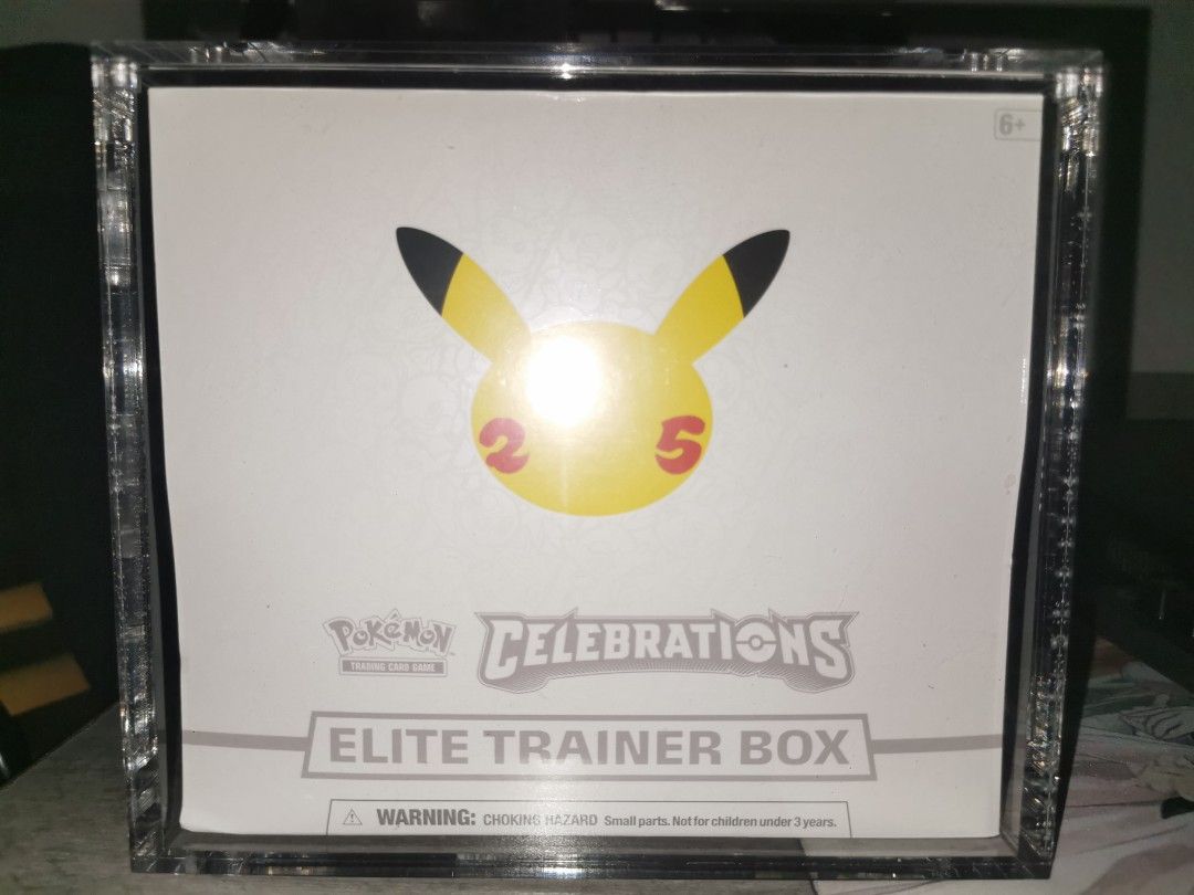 Pokemon TCG 25th Anniversary Celebrations Elite Trainer Box - English, New