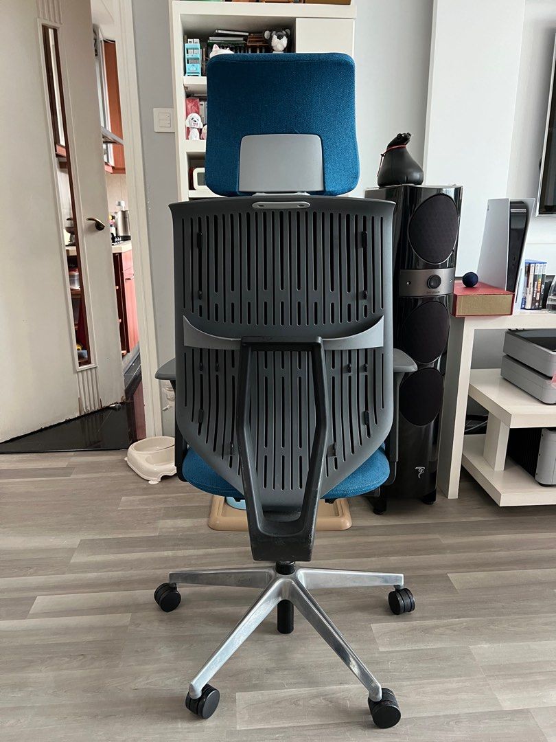 Posh by herman miller Activity model