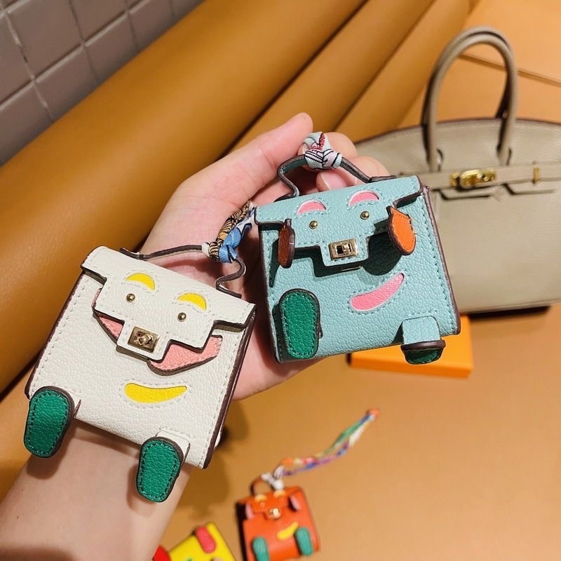 Hermes sale keychain price