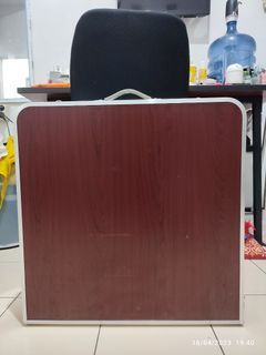Preloved Meja Koper Portable Cokelat Good Condition