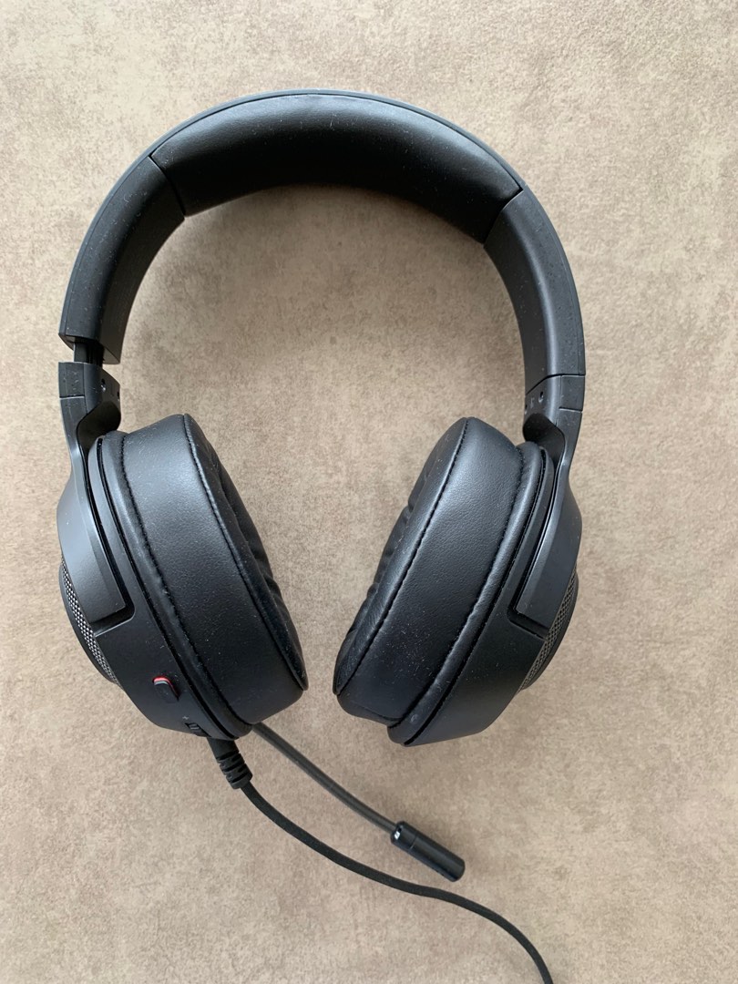Razer Kraken headset, Audio, Headphones & Headsets on Carousell