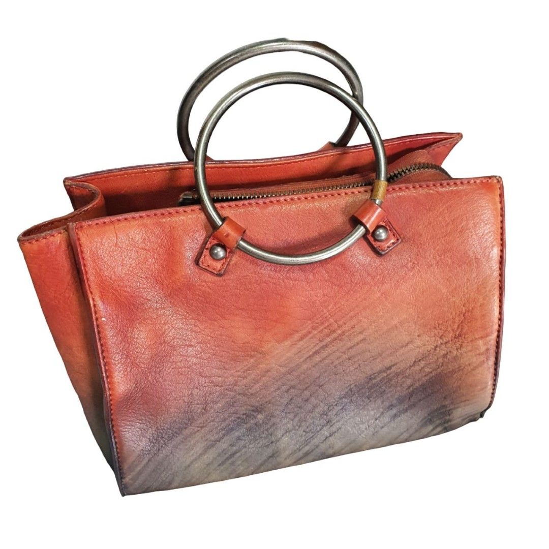 Red outlet black handbag