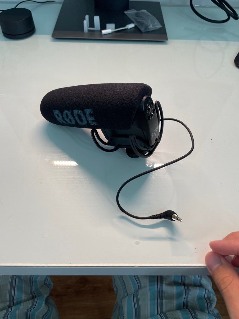 Rode VideoMic Pro R with Rycote Lyre shockmount, Audio, Microphones on