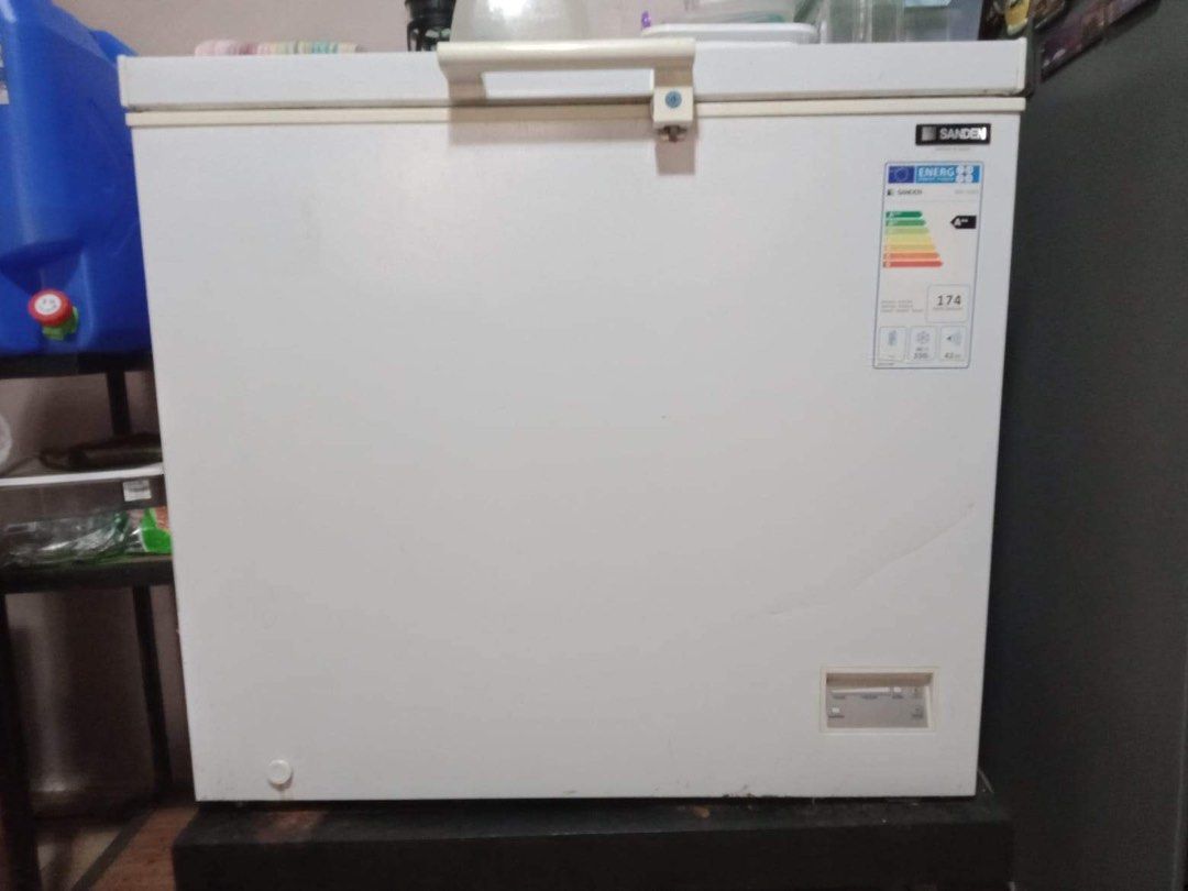 Sanden top chest freezer, TV & Home Appliances, Kitchen Appliances