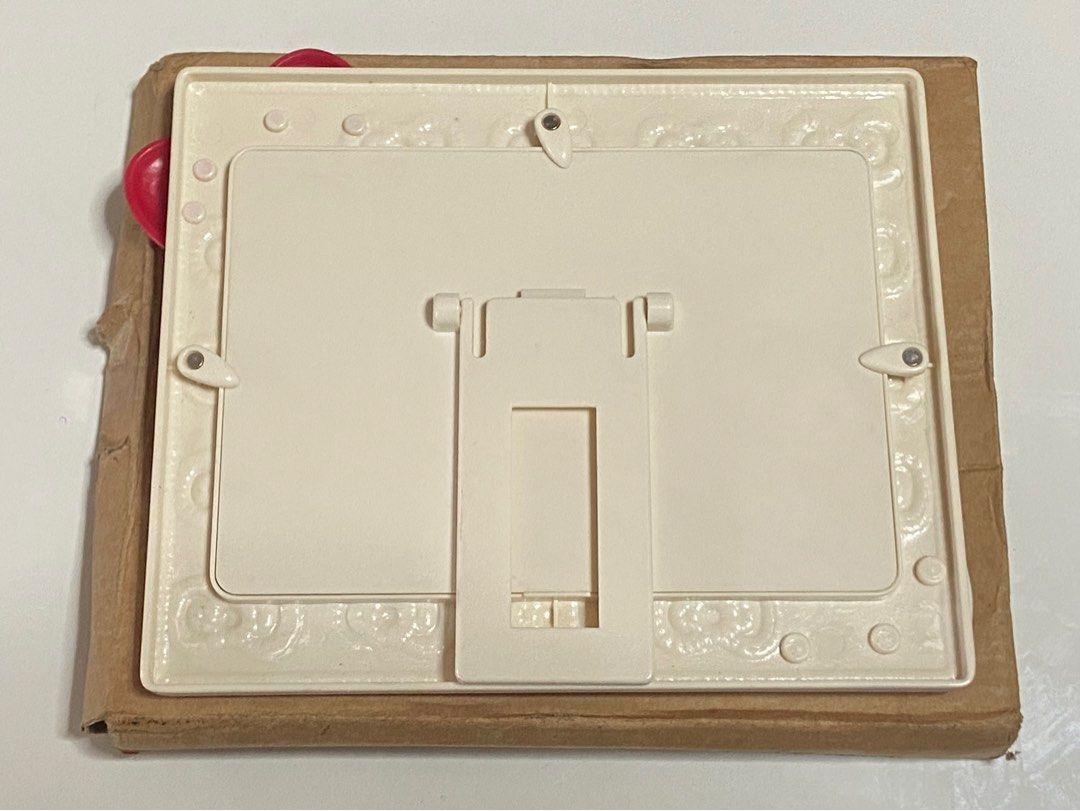 Sanrio Hello Kitty 30 years Picture Frame (Category: Frames & Pictures) located in Makati City. Submitted by raket_era.333 (Listing ID 1226929146, Image 2). Description: Sanrio Hello Kitty 30 years Picture Frame from japan ---------- 👉🏻 swipe left for more detailed pics 👉🏻 no offer means no reservation 👉🏻 Please don’t make an offer and promise if you’re not 100% sure to get the item, let’s not waste your time and mine. NO TO JOY MINER/RESER