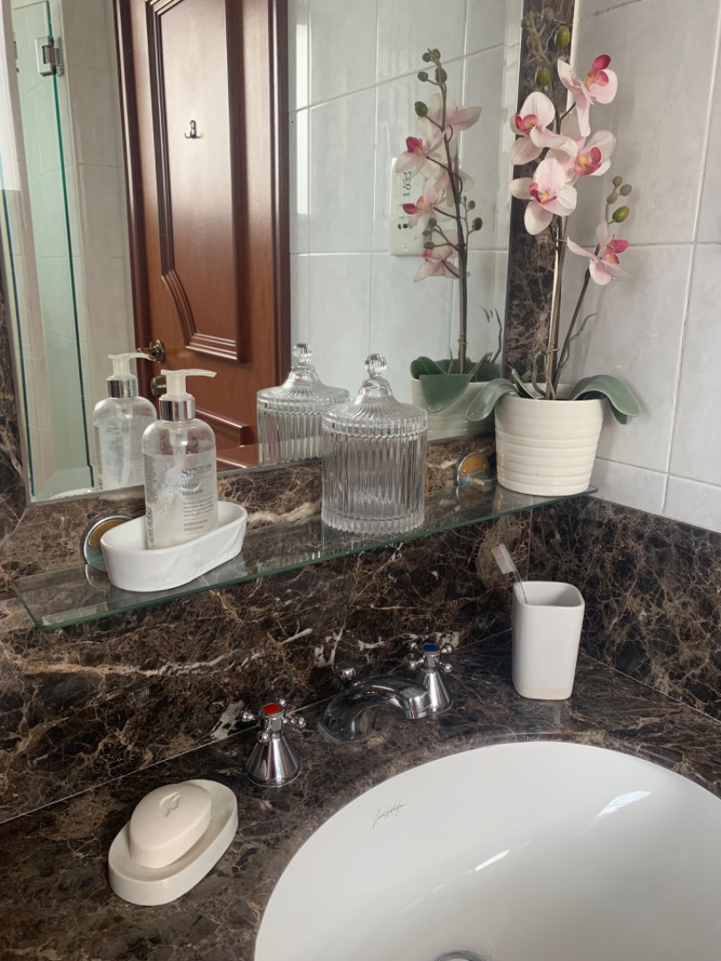 Selection of bathroom accessories (bundle), Furniture & Home Living