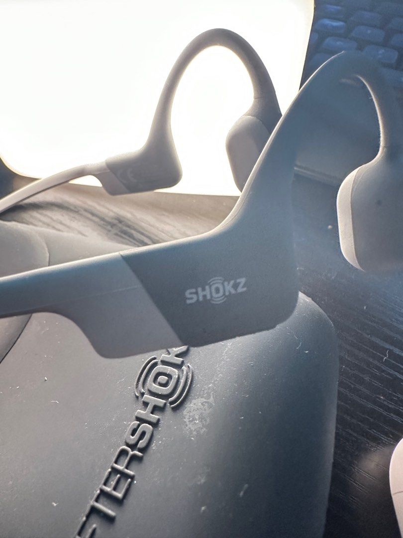 Shokz Caricatore Magnetico Per Auricolari Aeropex, OpenRun, OpenRun Pro - Cavo Di Ricarica Originale Modello CC810, Colore Nero