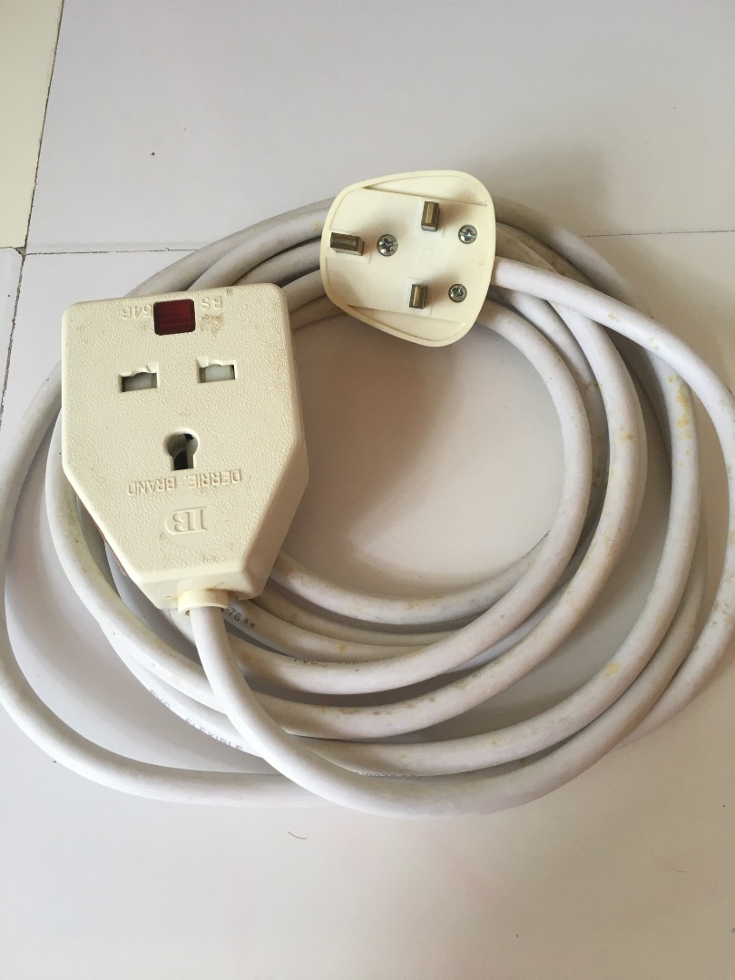 Single 13A extension lead., TV & Home Appliances, Electrical, Adaptors