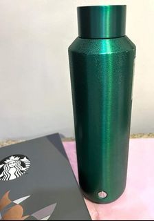 Starbucks vacuum insulated water bottle