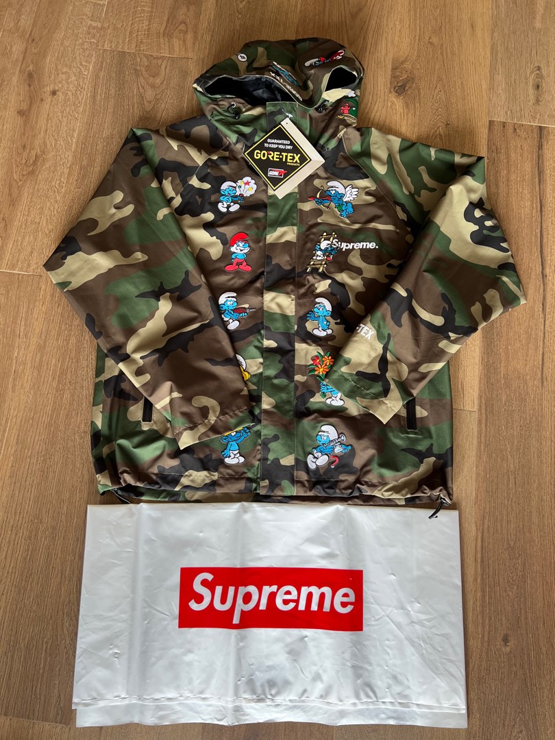 Supreme Smurfs GORE-TEX Shell Jacket (Camo) 藍精靈, 名牌, 服裝