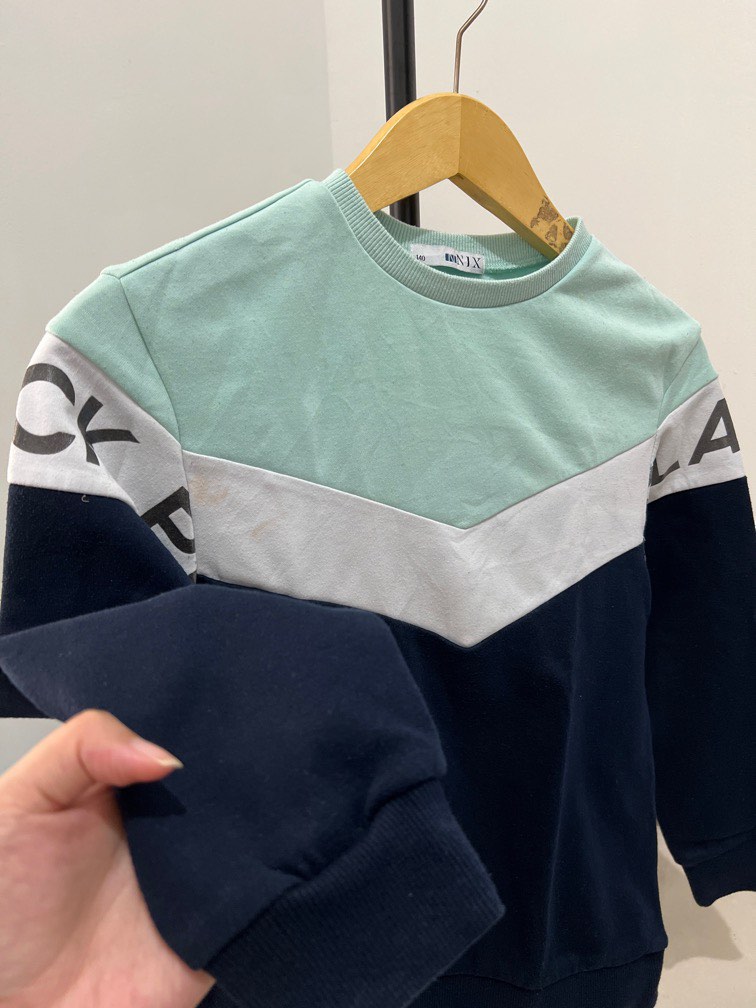 Switer anak cowo cewe on Carousell