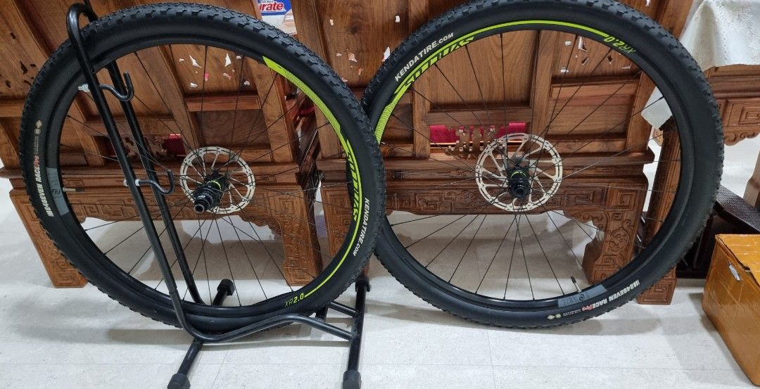 Syncros xr2 0 wheels top