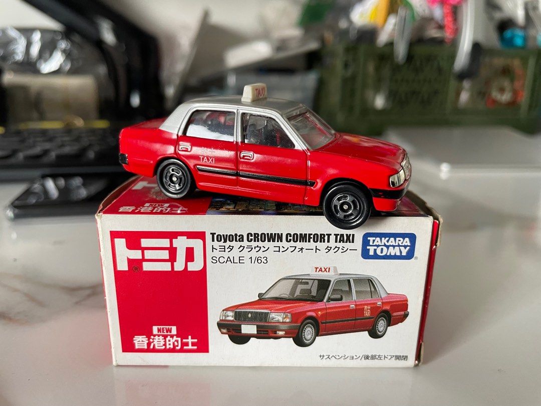 Set De 3 Voitures Takara Tomica Toyota Crown Comfort Taxi Hong Kong – Métal 1:63 – Neuf