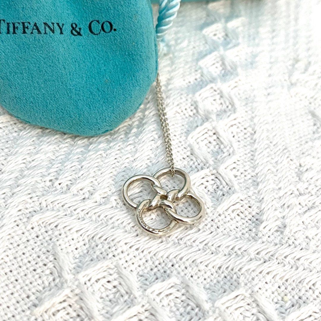 Tiffany deals quadrifoglio necklace