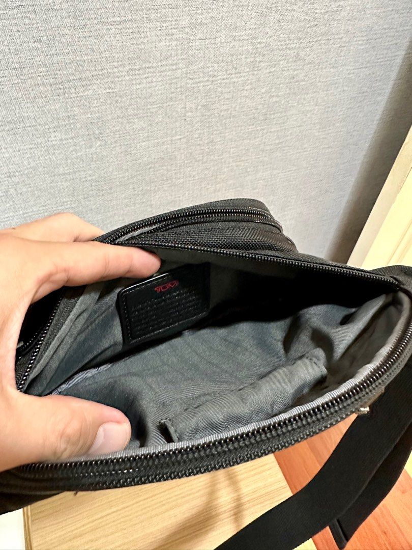 Tumi Waist Pack, Men's Fashion, Bags, Belt bags, Clutches and Pouches