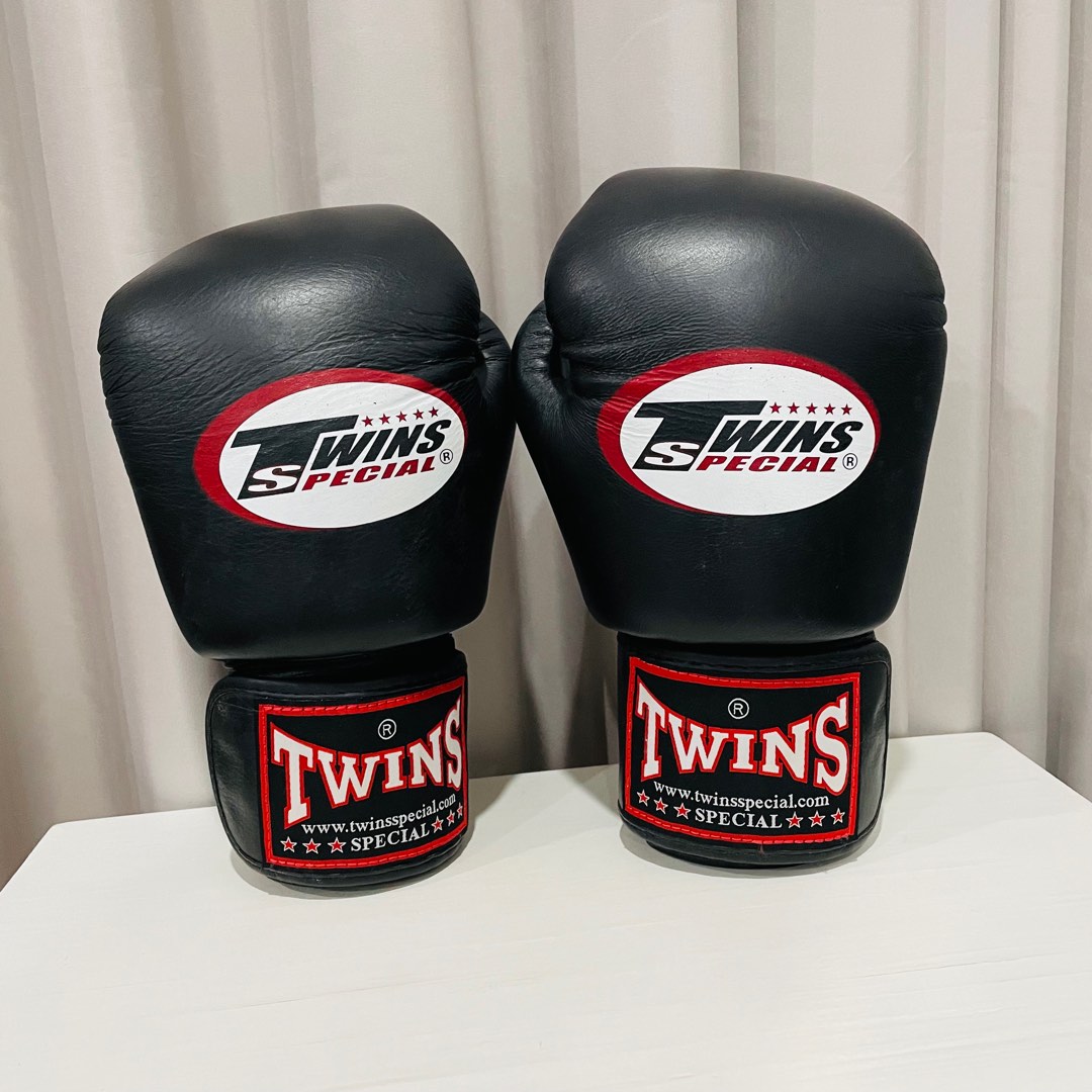 Twins Special Boxing Gloves 8oz, Sports Equipment, Sports & Games