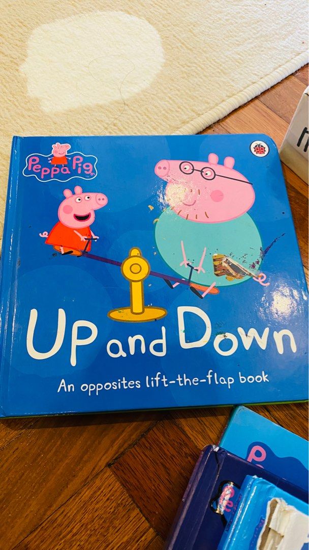 Pig　Hobbies　on　Hard　Magazines,　Cover　Books　books　Carousell　pcs,　Toys,　Children's　Books　Used　Peppa