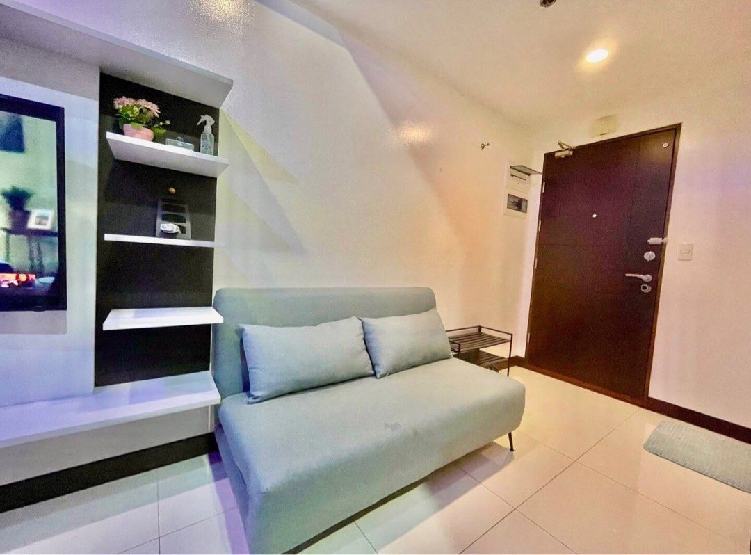 Venice Luxury Residences Tower D (Category: Apartments & Condos) located in Mandaluyong City. Submitted by reyvallena15 (Listing ID 1226962753, Image 2). Description: The venice luxury residences - Tower D - Selling price 11 Million - CGT shoulder by Seller - Updated Hoa Dues & RPT - 40.80 sqm - 17th Floor - Studio type - Fully furnished - CASH TERM ONLY - NEGOTIABLE for sure Buyer.