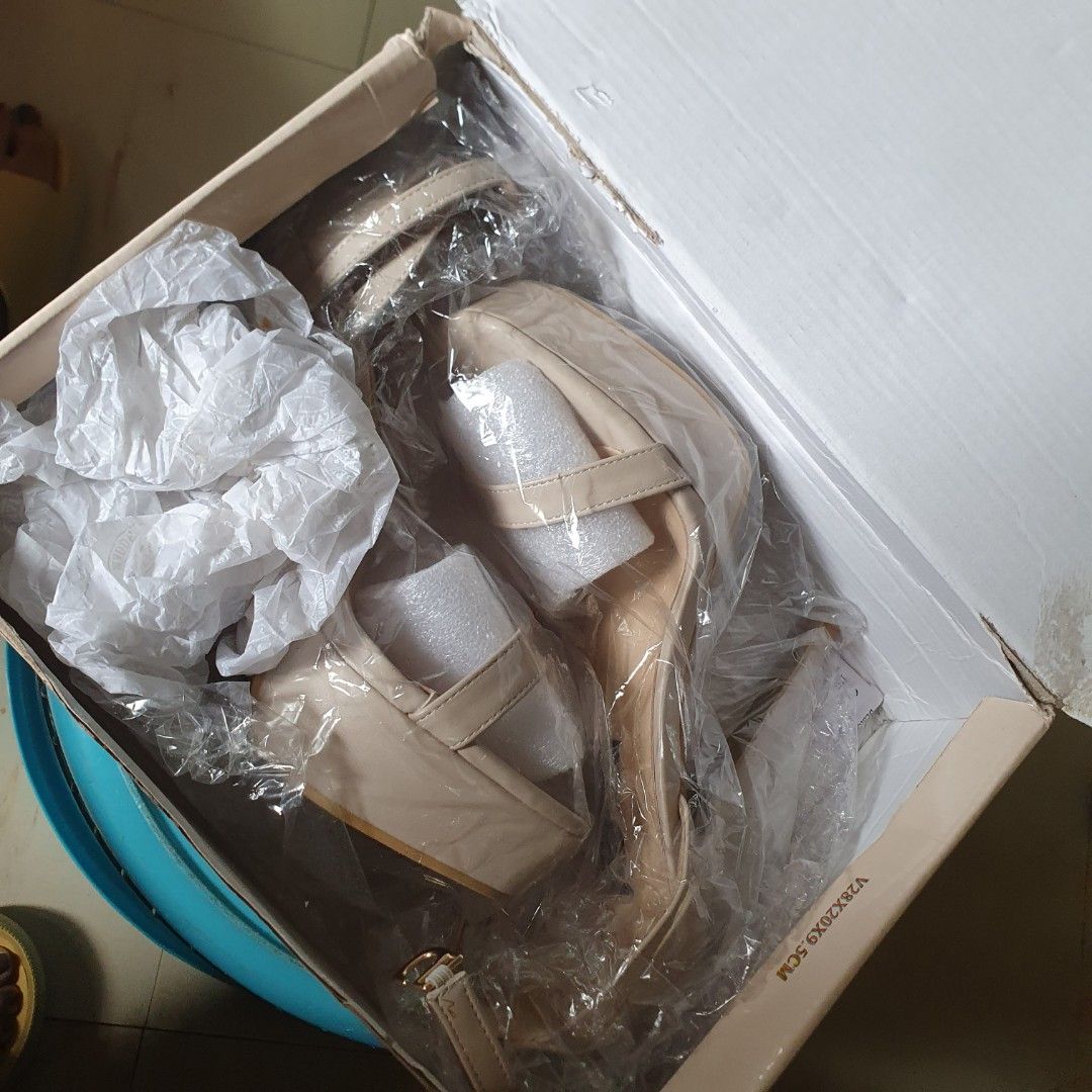 platform pageant heels