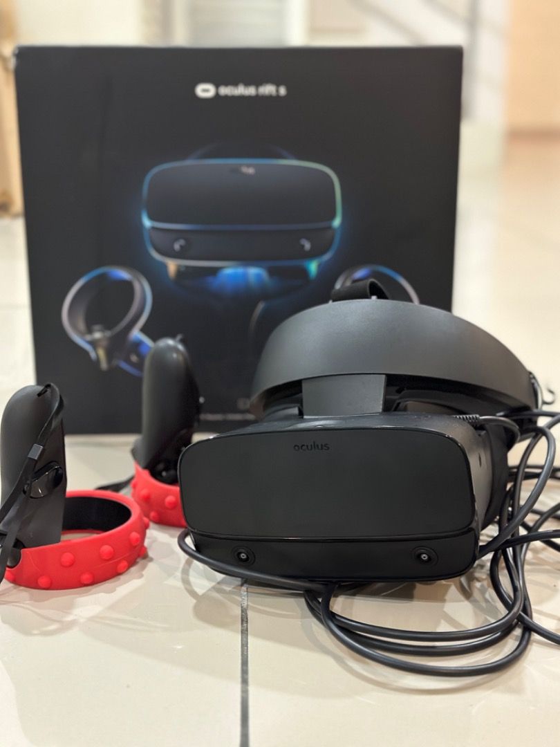 Oculus rift shop s bluetooth headphones