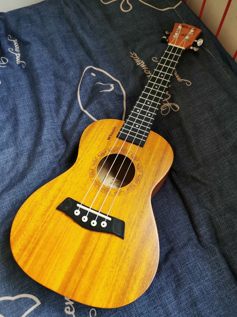 Ukulele 23 inch for begineer, Hobbies & Toys, Music & Media, Musical