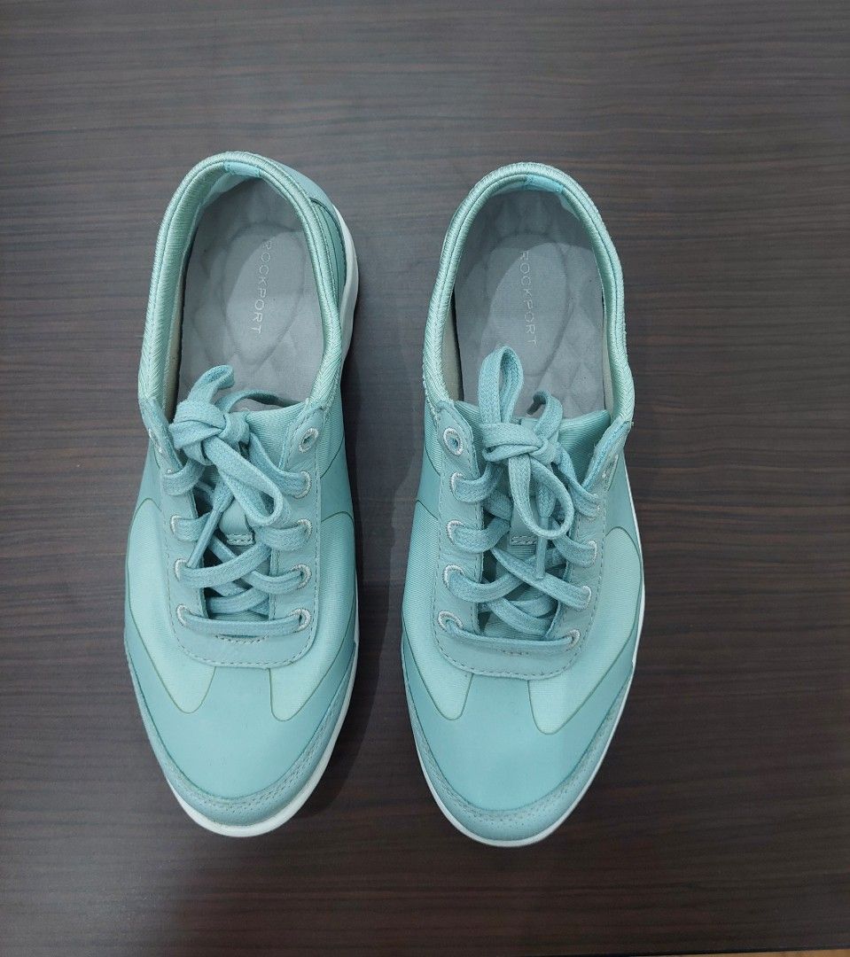 rockport women's walking shoes