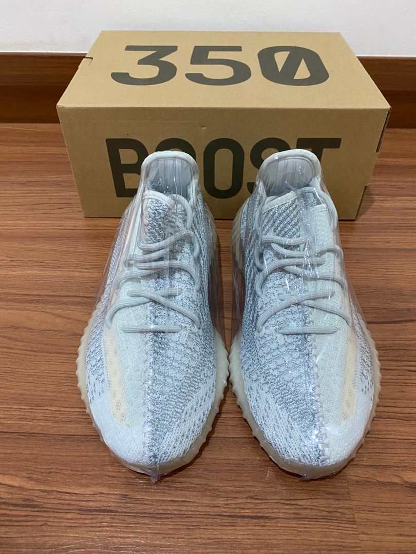 Yeezy Cloud White Reflective Size UK7.5