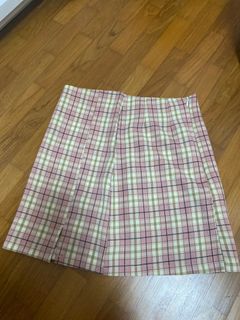 (Category: ) located in . Submitted by horachel06 (Listing ID 1227053970, Image 1). Description: .