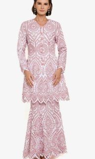 zalia eyelet lace size s
