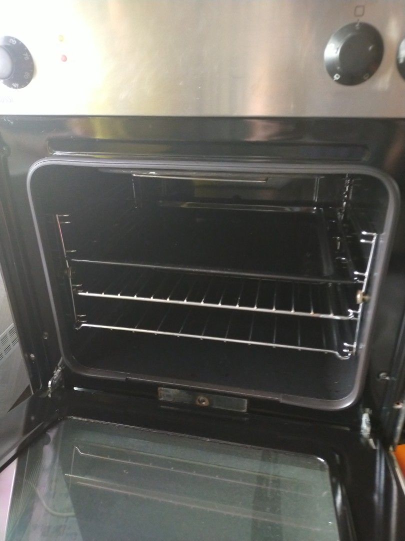 Zanussi built in oven, TV & Home Appliances, Kitchen Appliances, Ovens