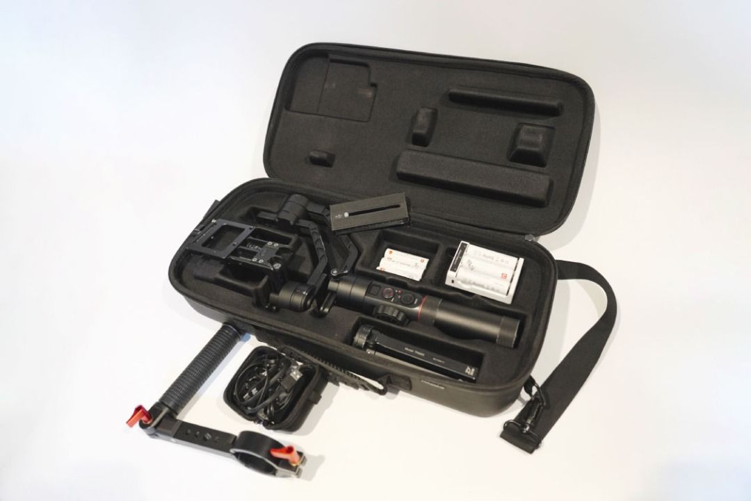 ZHIYUN Crane 2 Gimbal Stabilizer (With extra battery set and Extension
