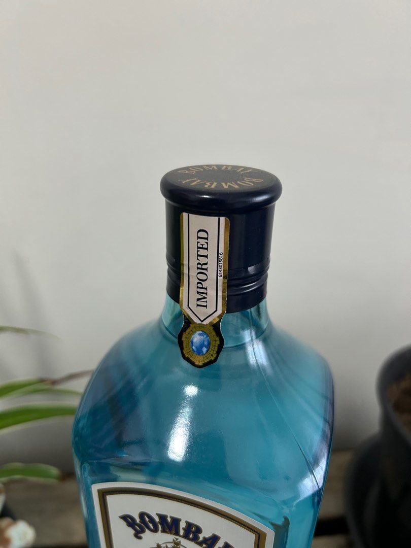 1 Liter Bombay Sapphire Gin Sealed, Food & Drinks, Alcoholic