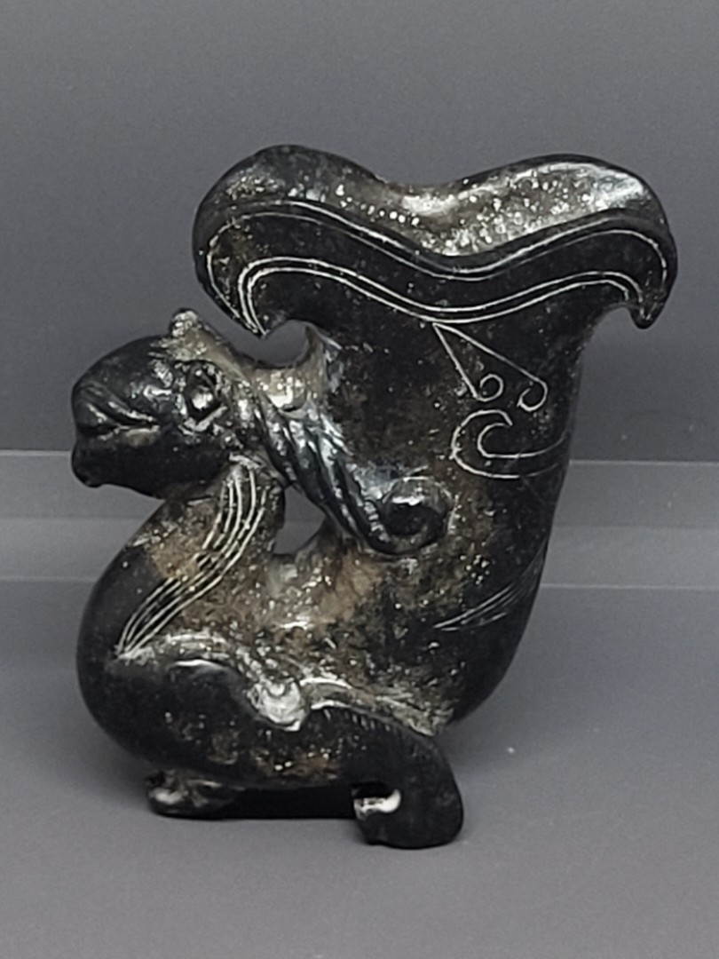 【瓏】和田玉 彫 龍瓦 時代物 極細工 手彫り 置物 賞物 中国古美術 蔵出