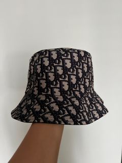 💯 Dior Reversible Bucket Hat (Blue)