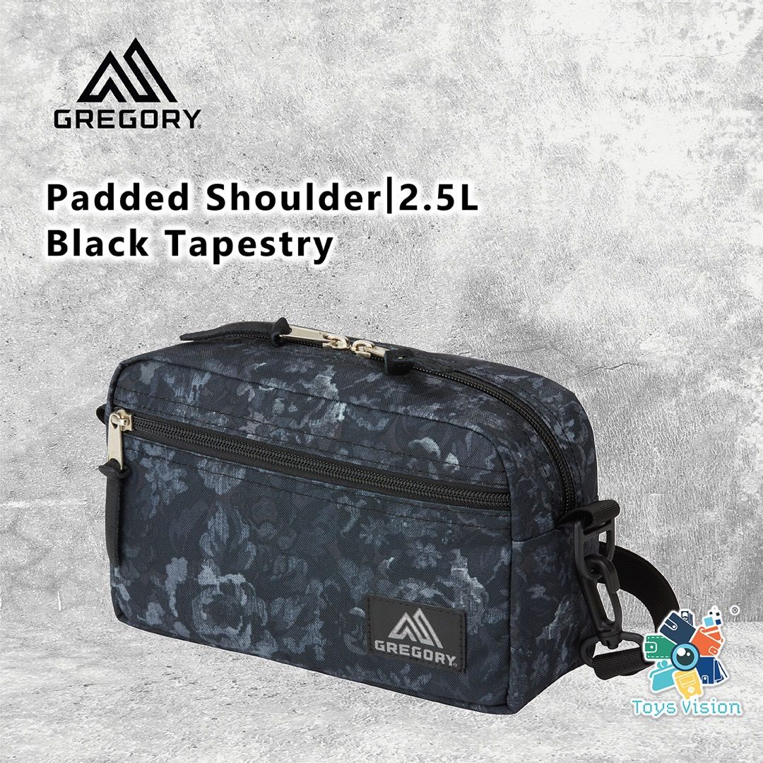 Padded shoulder pouch m top