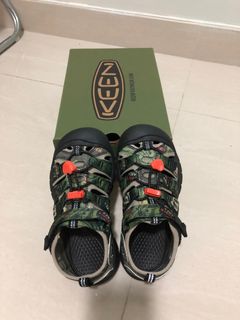 （分類：）位於 。 由 hellokittyloverrrhk 提交（商品編號 1227209985，圖片 1）。簡介： 。