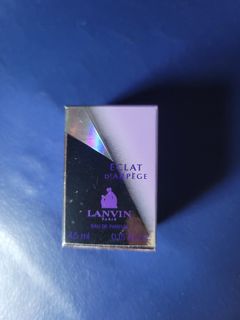 （分類：）位於 。 由 arialam 提交（商品編號 1227137823，圖片 1）。簡介： 。