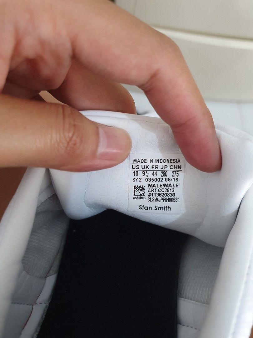 Adidas Stan Smith size 44 baru Fesyen Pria Sepatu Sneakers di