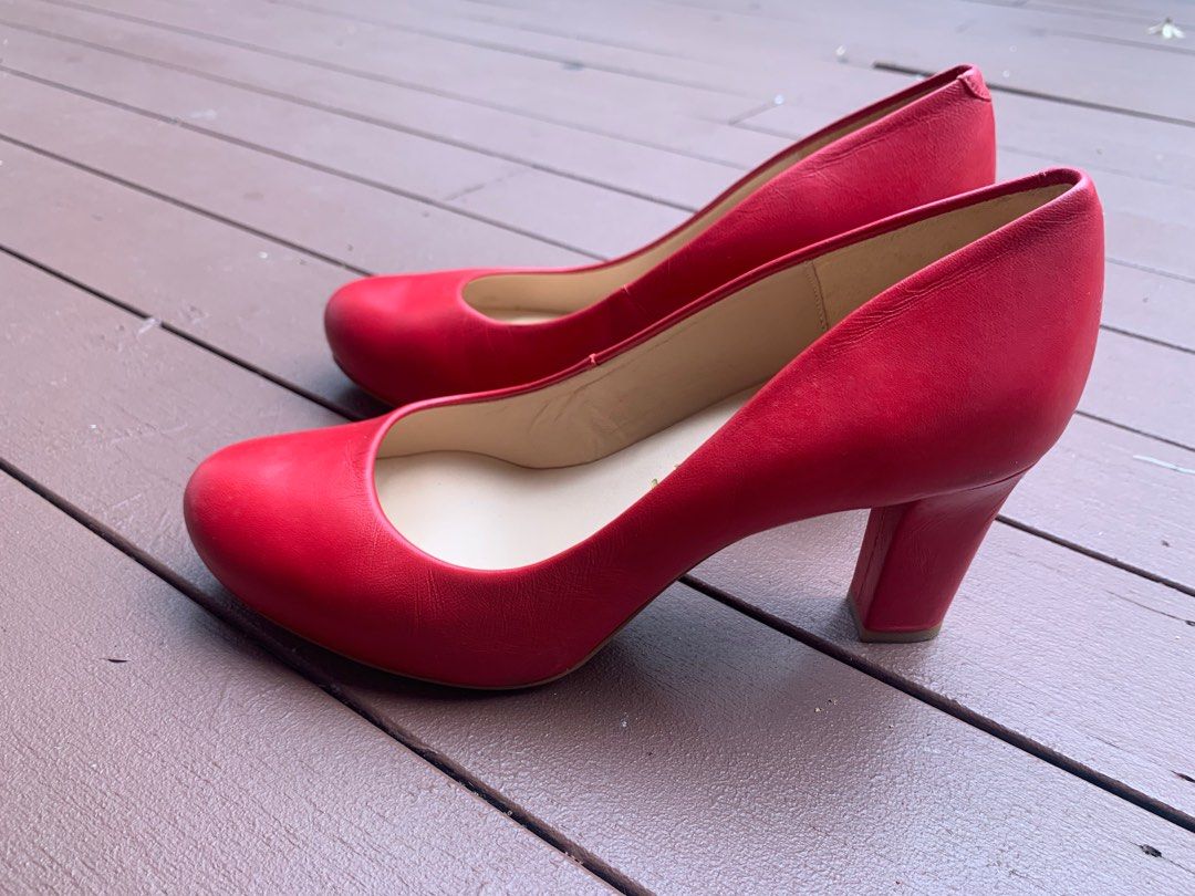 Unisa red heels hot sale