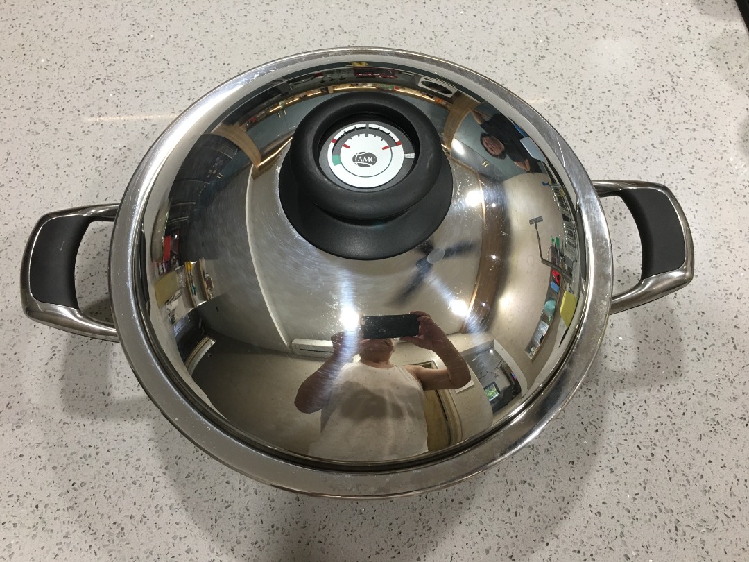 AMC Wok Frying Pan, 28 inches, brand new, TV & Home Appliances, Kitchen Appliances, Fryers on