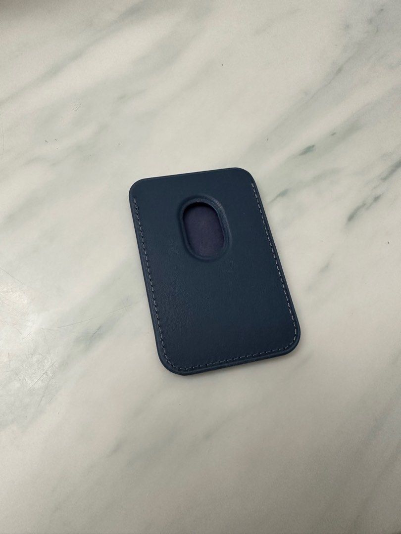 Apple Magsafe Card Holder, Mobile Phones & Gadgets, Mobile & Gadget