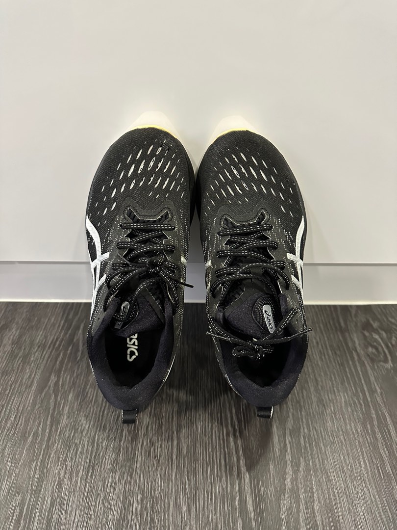 Asics Novablast 2, Men's Fashion, Footwear, Sneakers on Carousell
