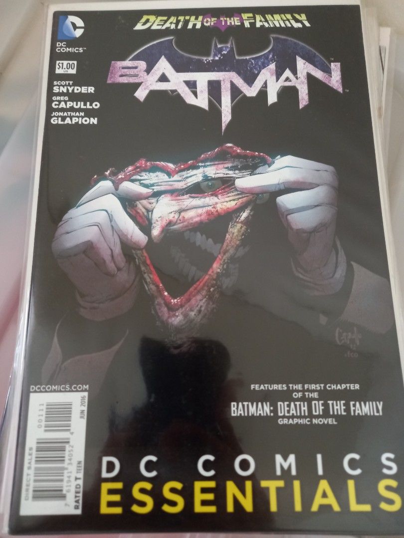 Batman Death of the Family Chapter 1, Hobbies & Toys, Books & Magazines,  Comics & Manga on Carousell