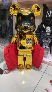 Bearbrick Evisu 1000% gold limited 300pcs