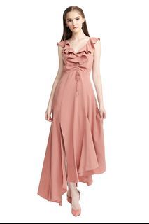 BNWT Cmeo Questions Gown