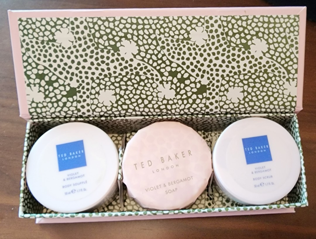Brand New Ted Baker bath gift set, Beauty & Personal Care, Bath & Body ...
